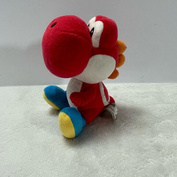 Nintendo Super Mario Bros 2015 Red YOSHI 8" Plush Stuffed Toy - Picture 2 of 6